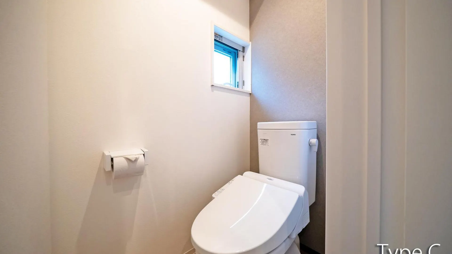 Apartment Hermitage Nishi Shinjuku Tokyo